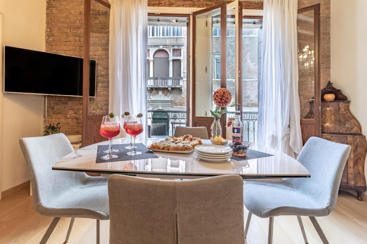 Italian Experience-Riva Degli Schiavoni Boutique Apartment Wenecja Zewnętrze zdjęcie