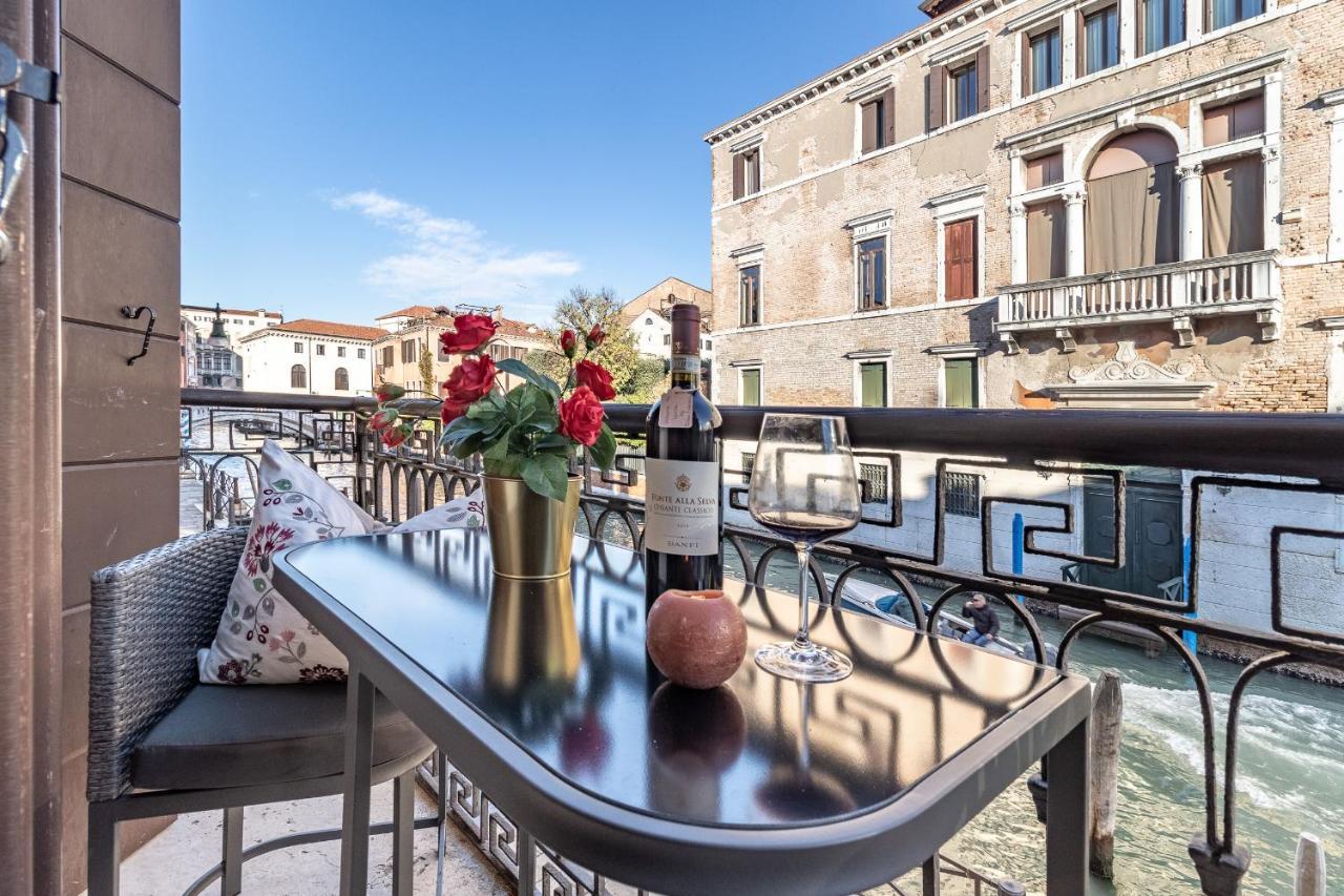 Italian Experience-Riva Degli Schiavoni Boutique Apartment Wenecja Zewnętrze zdjęcie