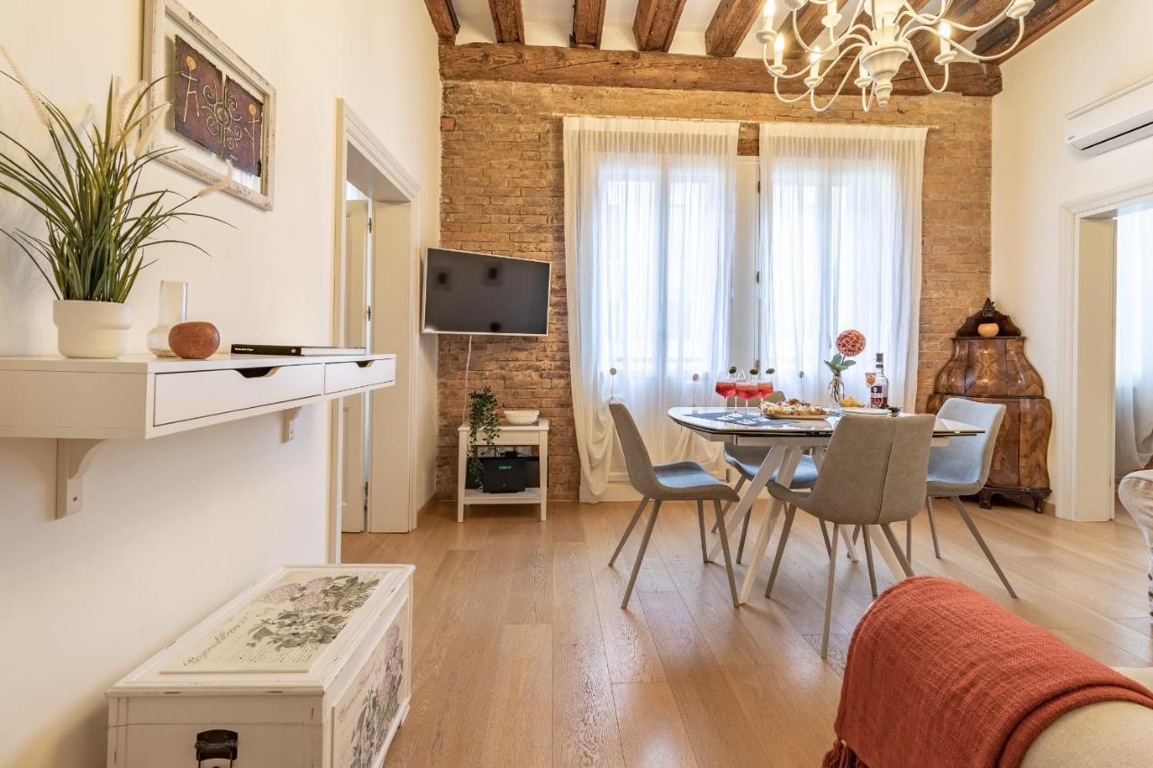 Italian Experience-Riva Degli Schiavoni Boutique Apartment Wenecja Zewnętrze zdjęcie